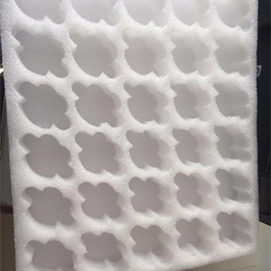 山東雞蛋托出現(xiàn)破損后還能繼續(xù)使用嗎